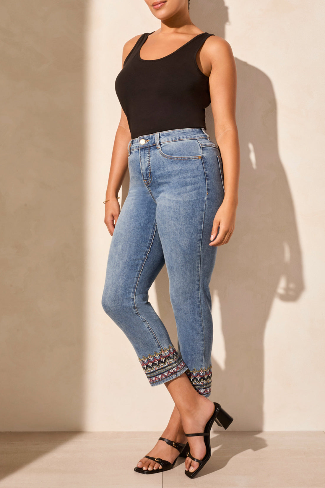 Audrey Embroidered Crop Straight Jeans 5780O/5045