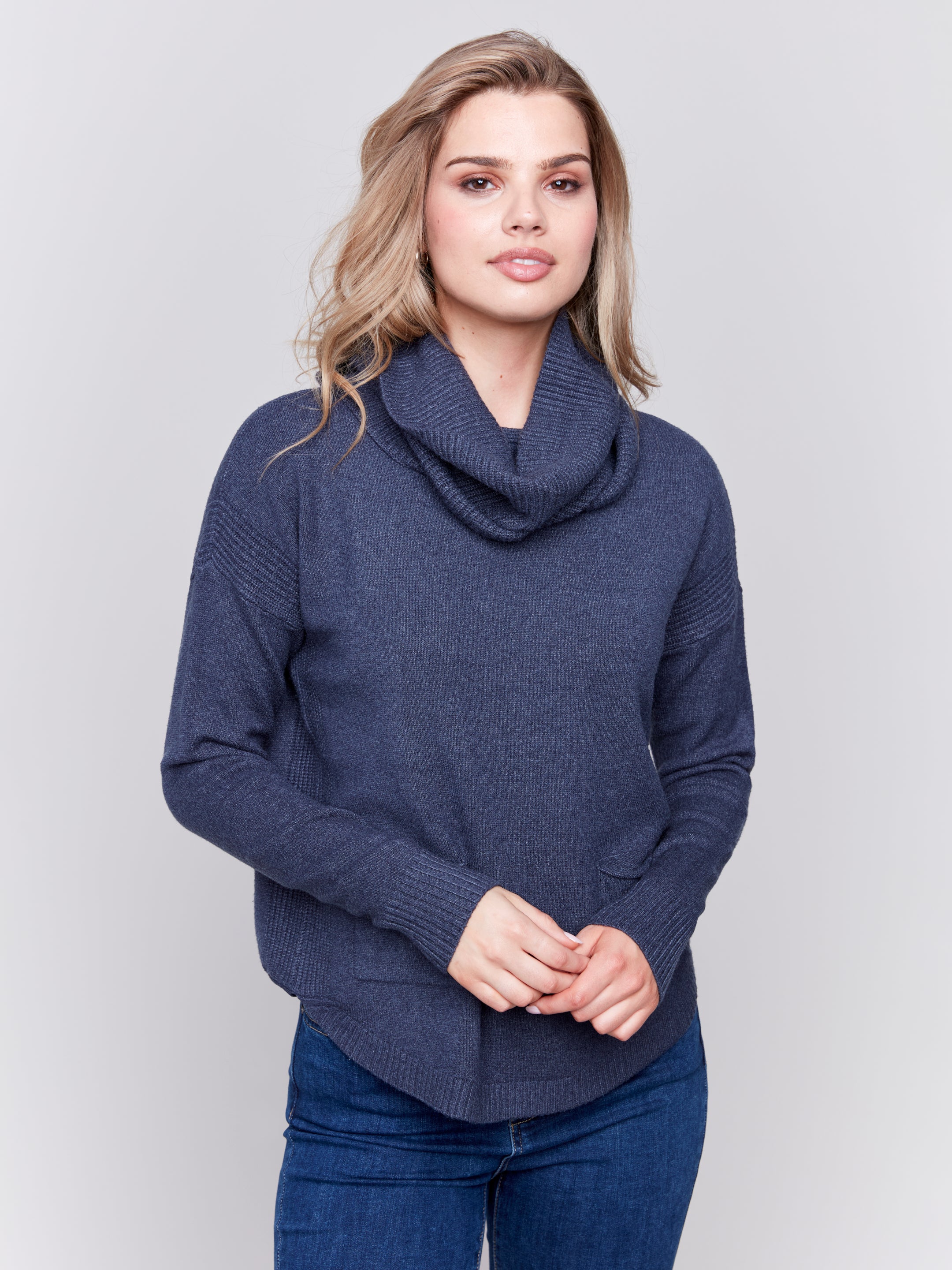 Round Hem Sweater With Removeable Scarf C2420/464A