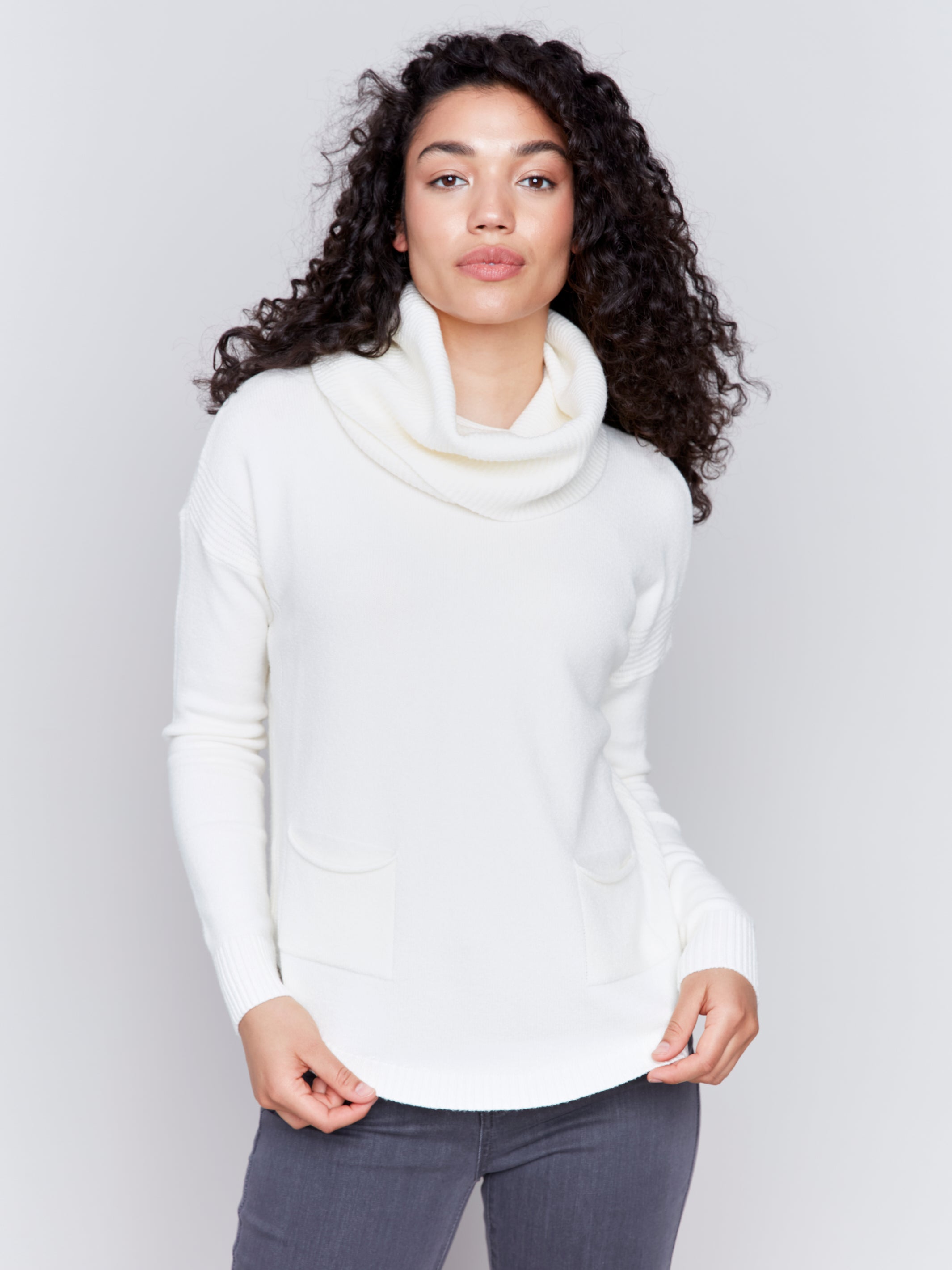 Round Hem Sweater With Removeable Scarf C2420/464A